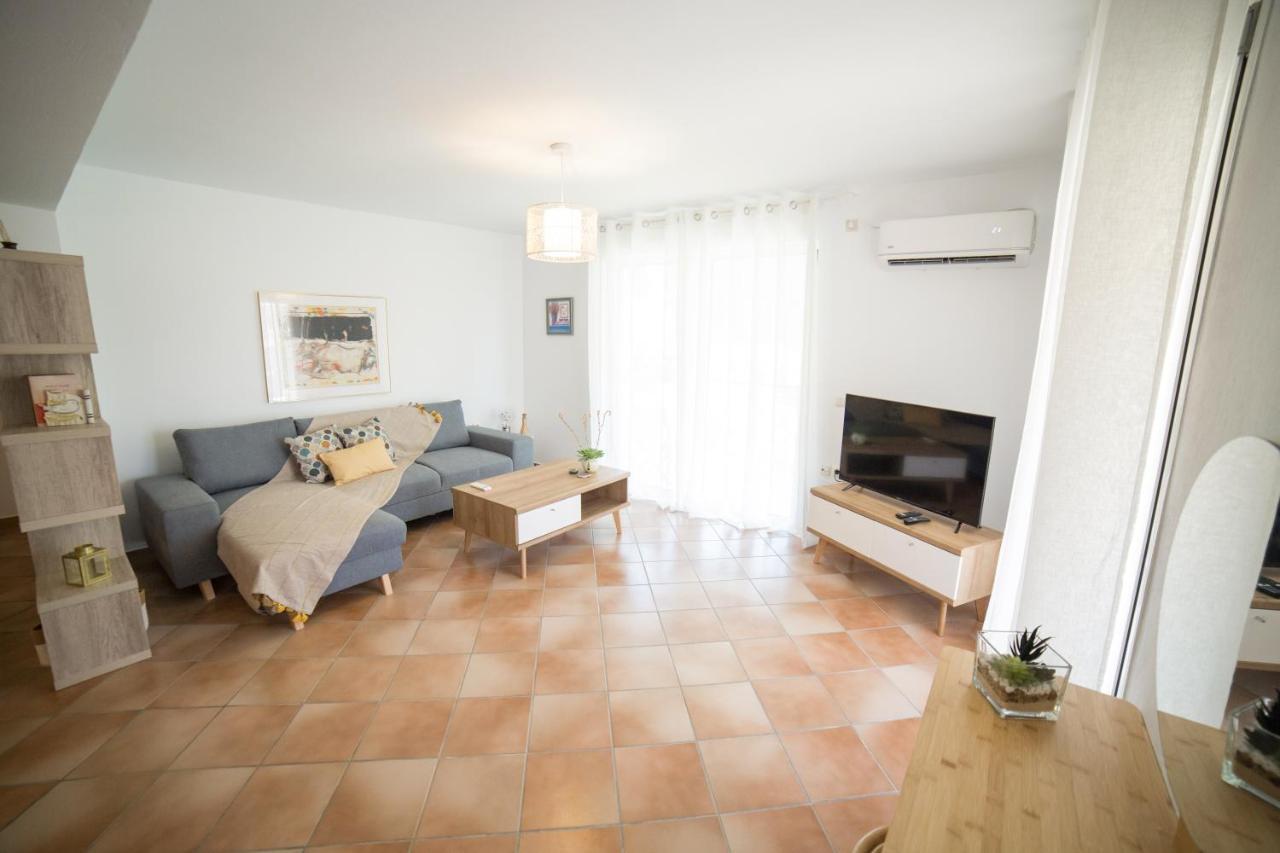 Azalea - Modern Studio With Sea View Galatás Extérieur photo